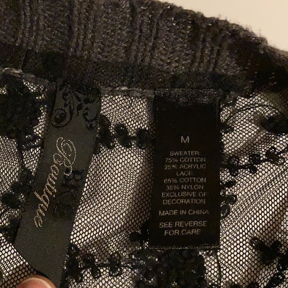 Chic Cami - Picture 4 of 4